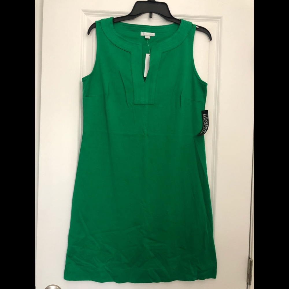 Brand new. Green Sleeveless dress